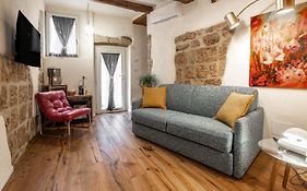 La Bartolomea Home & Suite